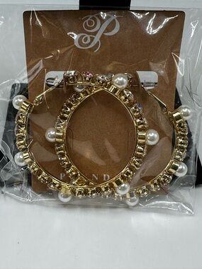 PLUNDER Large Goldtone Faux Pearl And Clear Stones Summer Casual Hoop Earrings